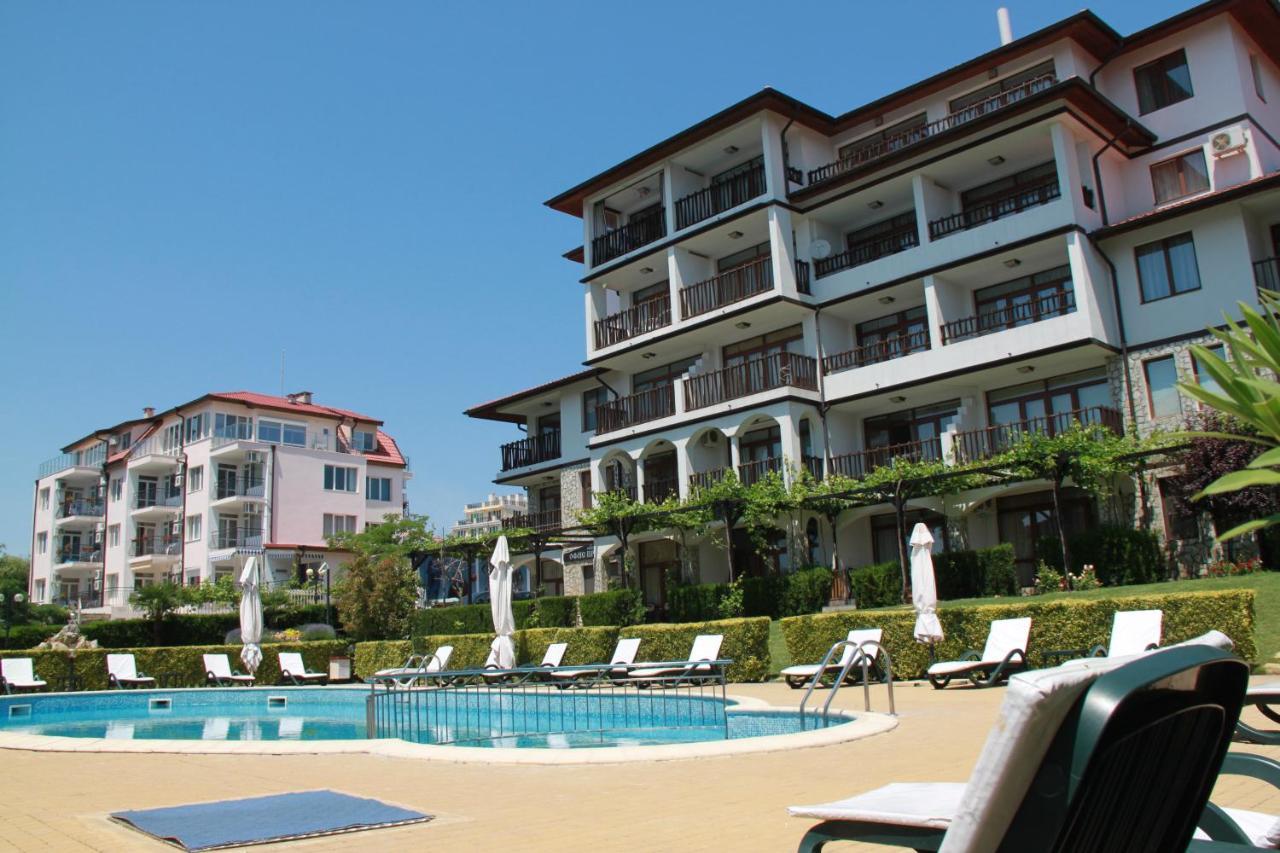 Bademite Apartments Светий Влас Екстер'єр фото