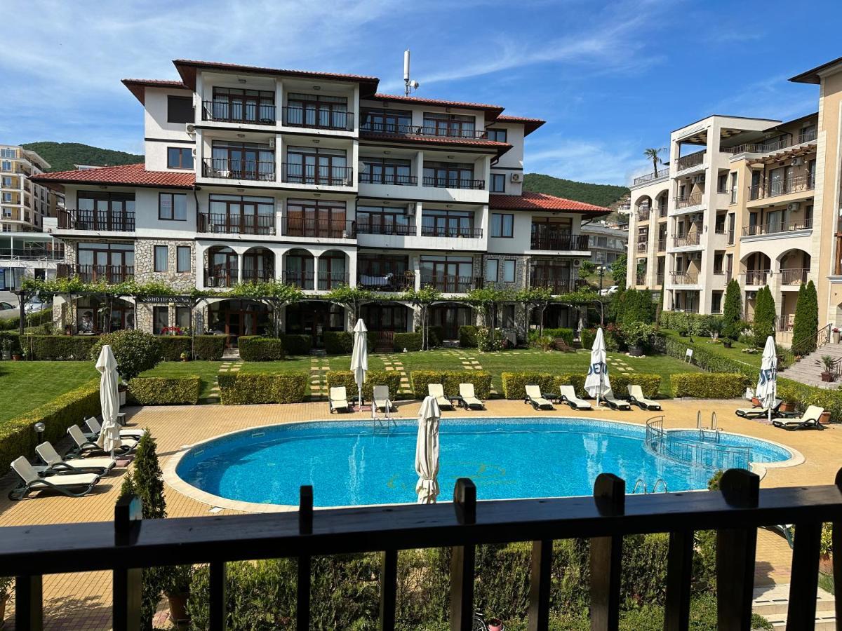 Bademite Apartments Светий Влас Екстер'єр фото